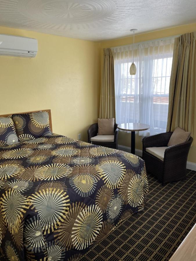 Lake Front Hotel คูเปอร์สทาวน์ ภายนอก รูปภาพ