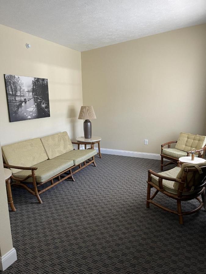 Lake Front Hotel คูเปอร์สทาวน์ ภายนอก รูปภาพ