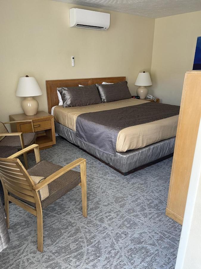 Lake Front Hotel คูเปอร์สทาวน์ ภายนอก รูปภาพ